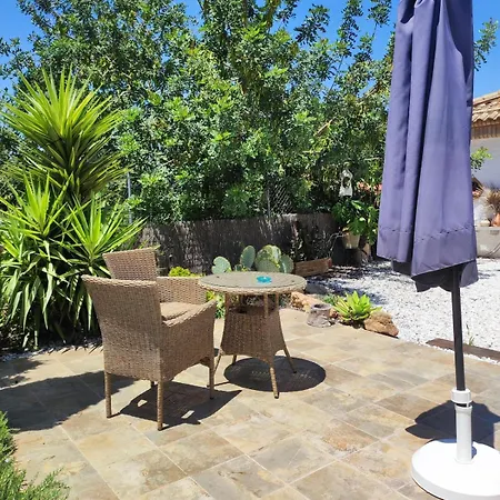 Hébergement de vacances Les Moreres A Space For Tranquility *