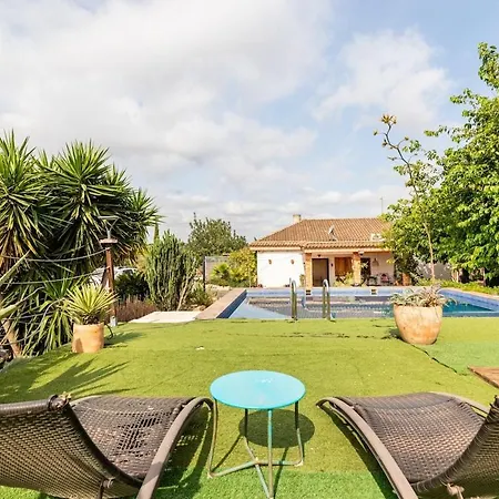 Semesterbostad Les Moreres A Space For Tranquility