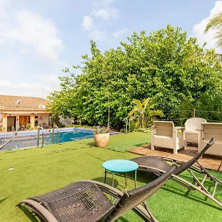 Les Moreres A Space For Tranquility Holiday home