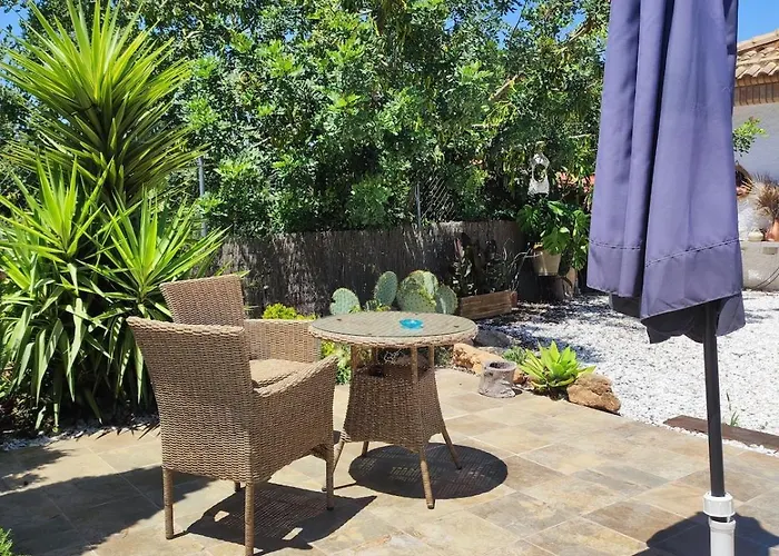 Дом отдыха Les Moreres A Space For Tranquility *