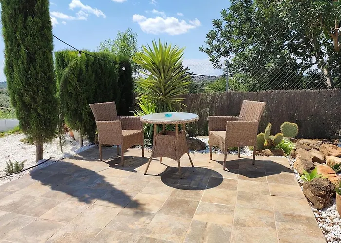 Дом отдыха Les Moreres A Space For Tranquility *