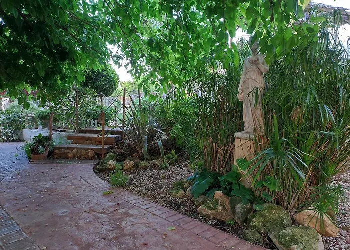 Дом отдыха Les Moreres A Space For Tranquility *