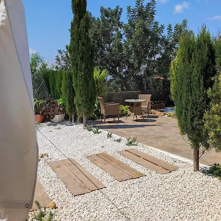 Les Moreres A Space For Tranquility Dom wakacyjny